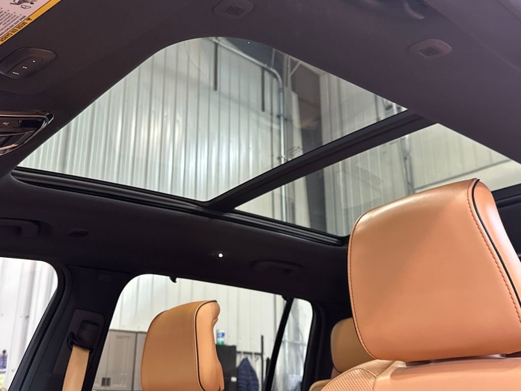 Used 2023 Jeep Grand Cherokee L Summit w/ Advanced Protech Group IV image 29