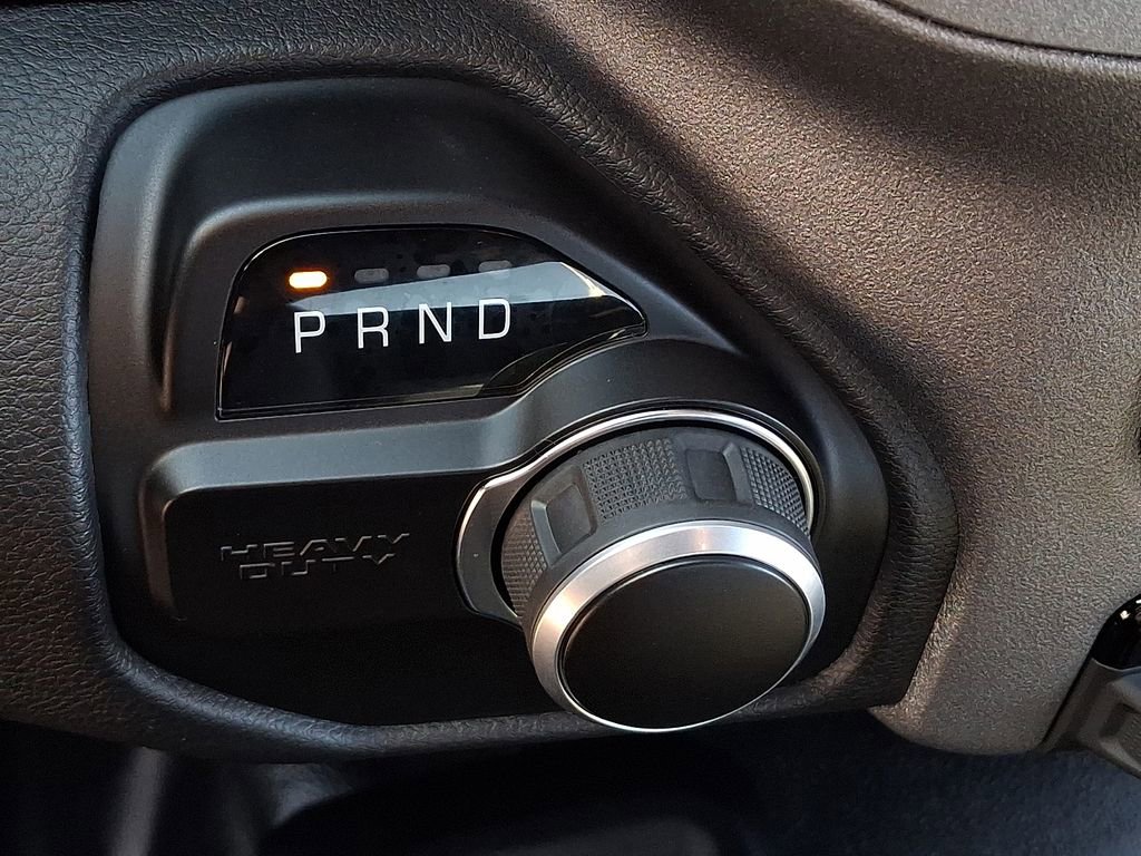 Used 2024 RAM 2500 Tradesman w/ Chrome Appearance Group image 12