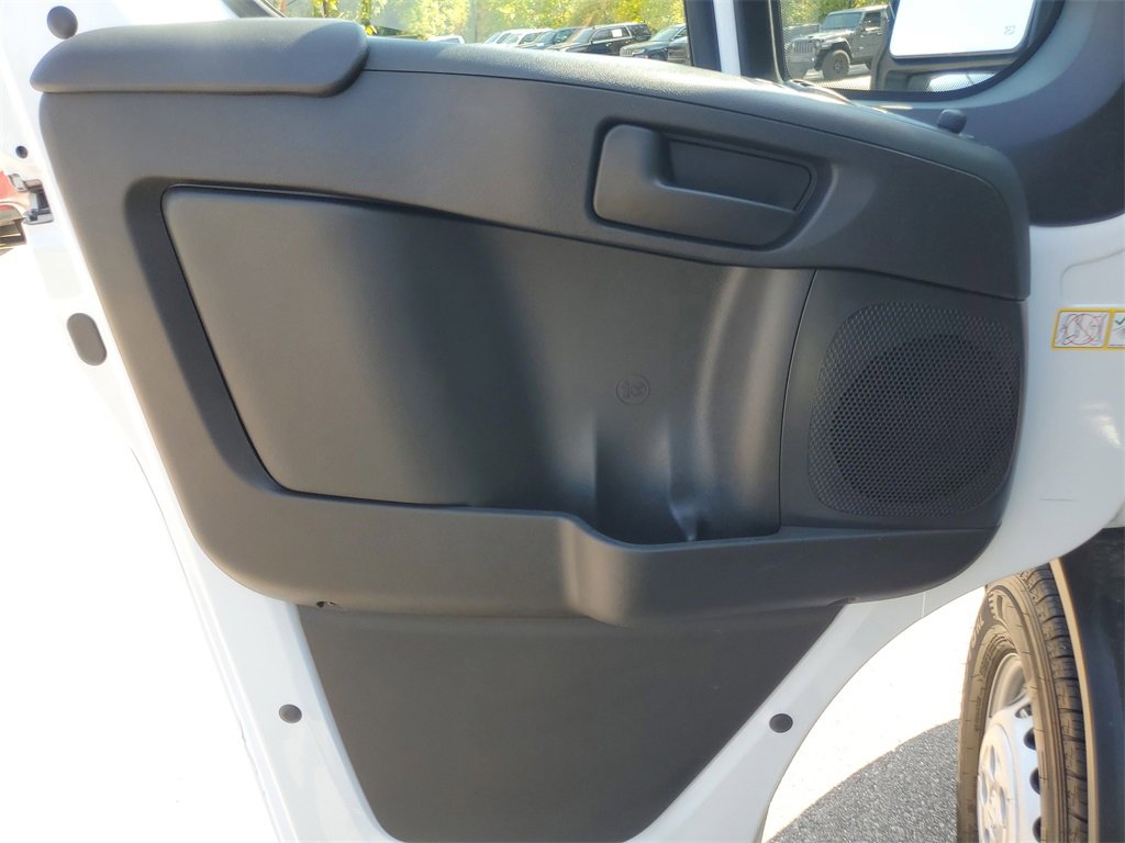 Used 2025 RAM ProMaster 3500 w/ Safety Group image 9