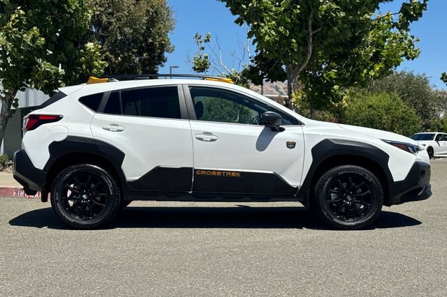 Used 2024 Subaru Crosstrek 2.5i Wilderness w/ Wilderness Package AWD/4WD image 3