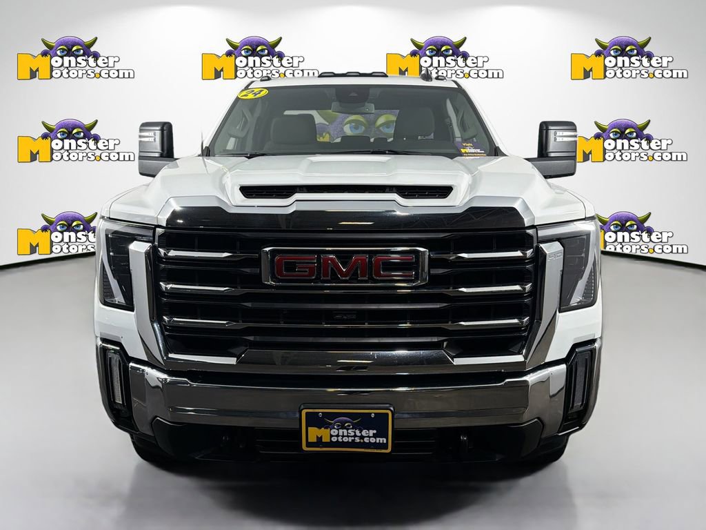 Used 2024 GMC Sierra 2500 SLE image 2