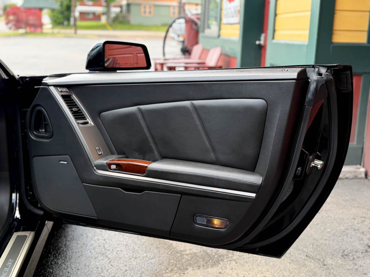Used 2005 Cadillac XLR RWD image 33