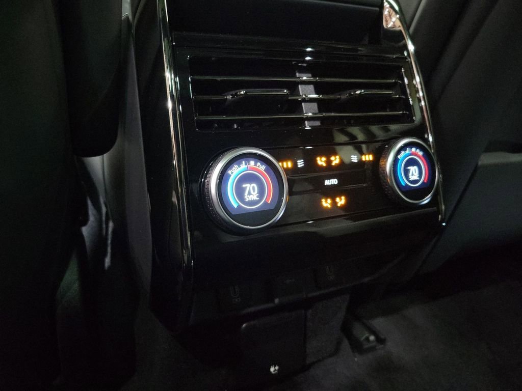 New 2026 Land Rover Range Rover Sport Dynamic SE image 23