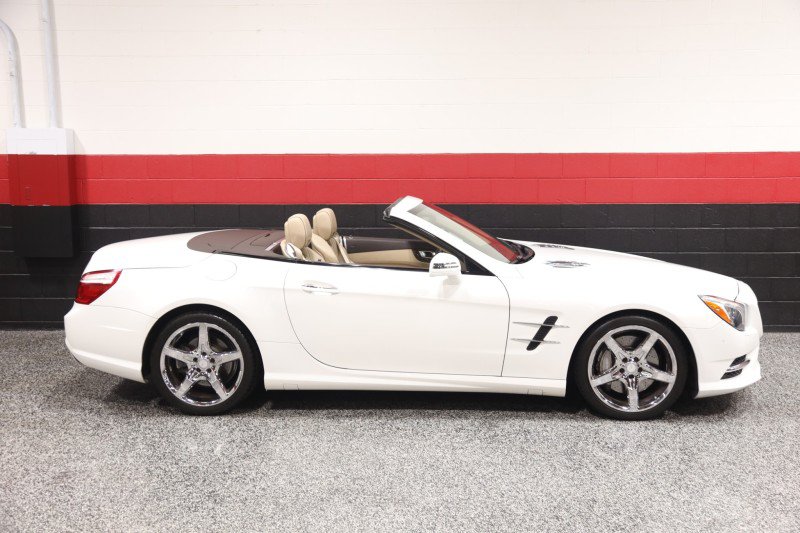Used 2015 Mercedes-Benz SL 400 image 7