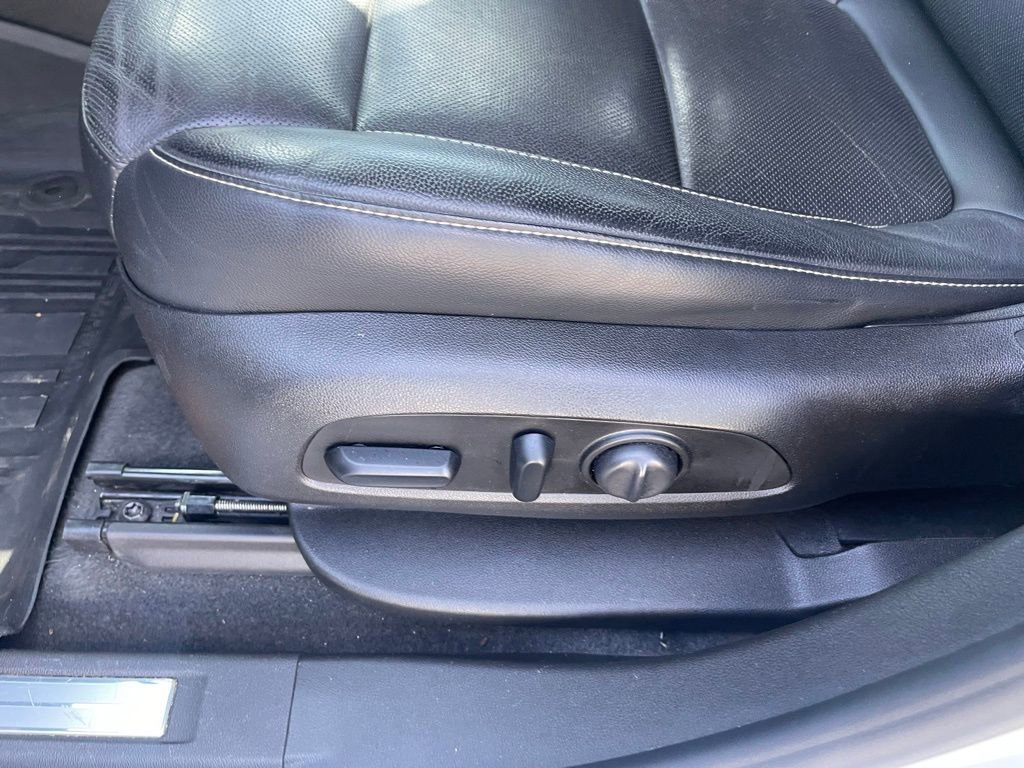 Used 2019 GMC Acadia SLT w/ Black Edition image 11