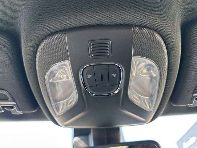 New 2026 Jeep Compass Latitude image 33