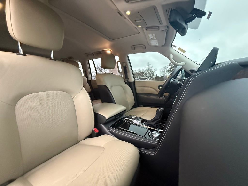 Used 2024 INFINITI QX80 Premium Select w/ Cargo Package image 31