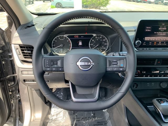 New 2026 Nissan Rogue SV AWD/4WD image 25