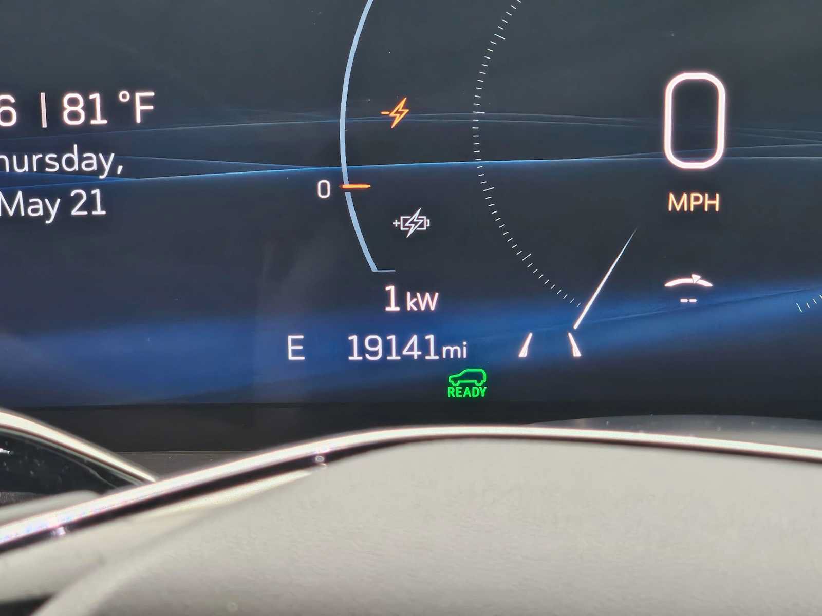 Used 2025 Cadillac Lyriq Luxury AWD/4WD image 25