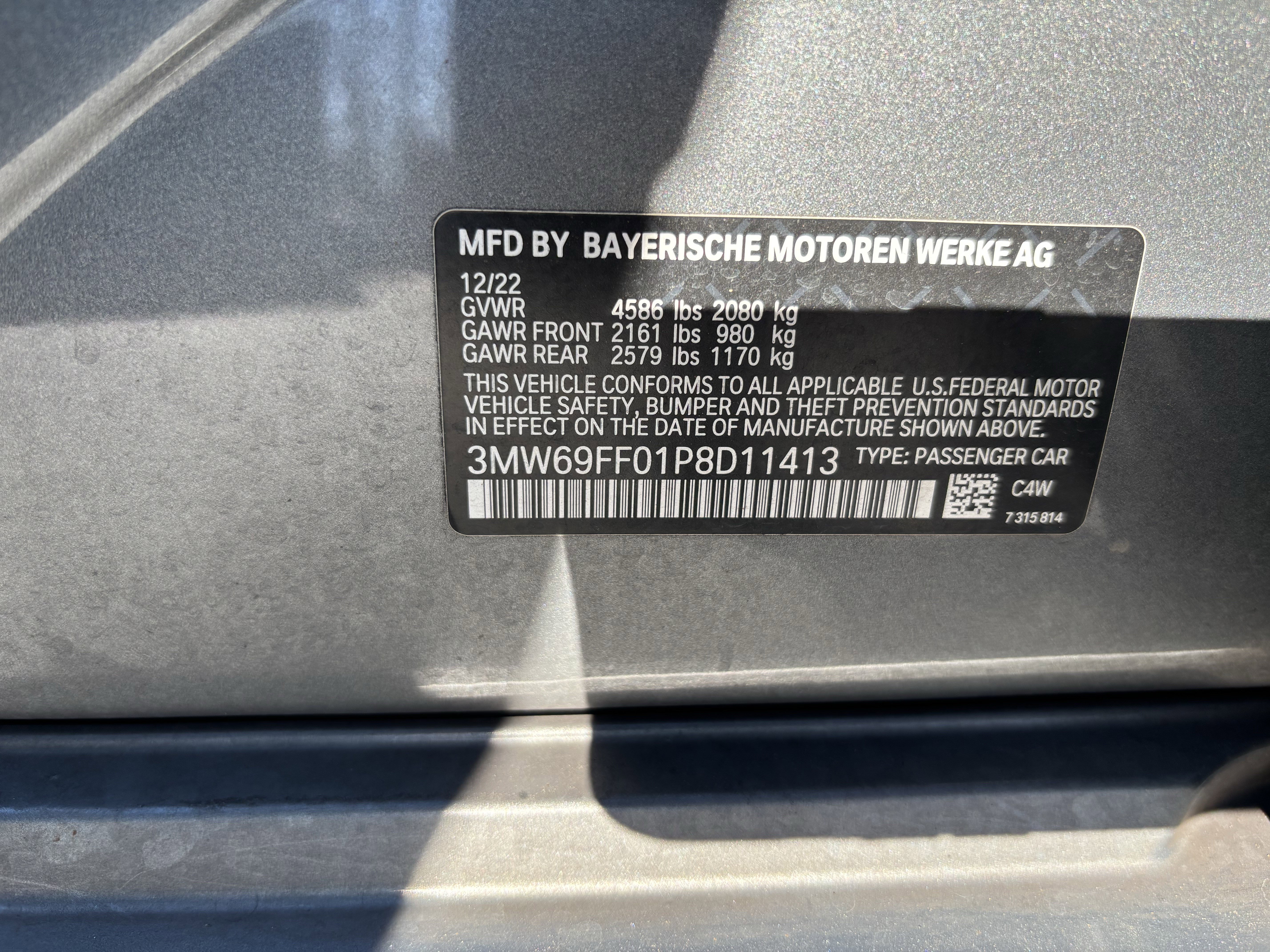 Used 2023 BMW 330i Sedan w/ Premium Package image 37