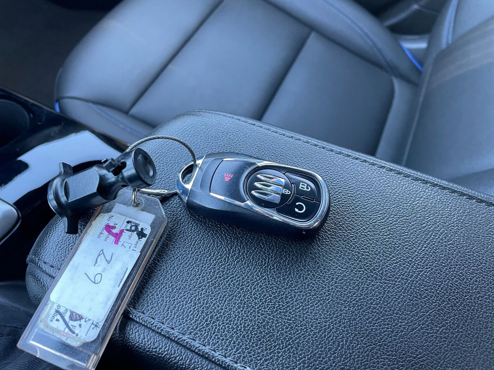 Used 2025 Buick Envista Sport Touring image 22