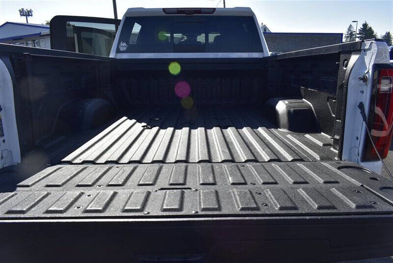 Used 2024 GMC Sierra 3500 Denali Ultimate image 15