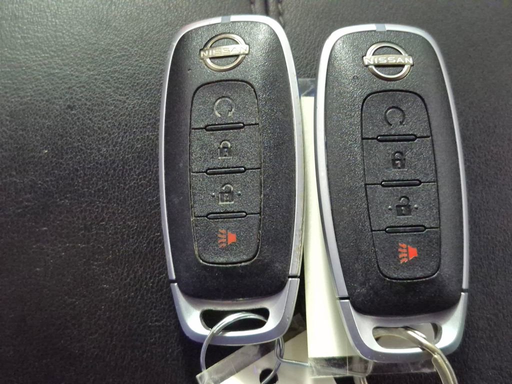 Used 2024 Nissan Pathfinder SV w/ Black Appearance Package AWD/4WD image 28