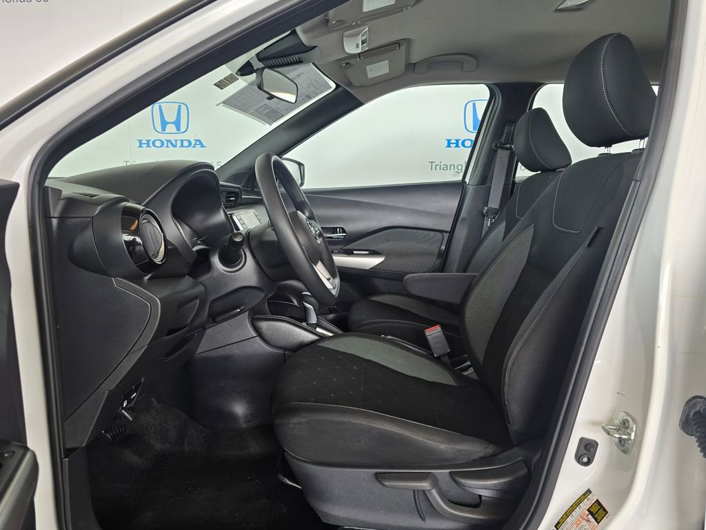 Used 2020 Nissan Kicks SV FWD image 7