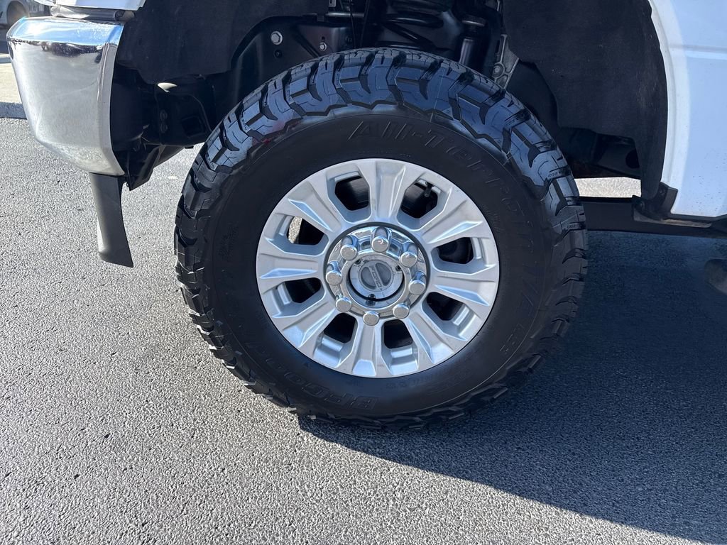 Used 2020 Ford F250 XLT w/ FX4 Off-Road Package image 30
