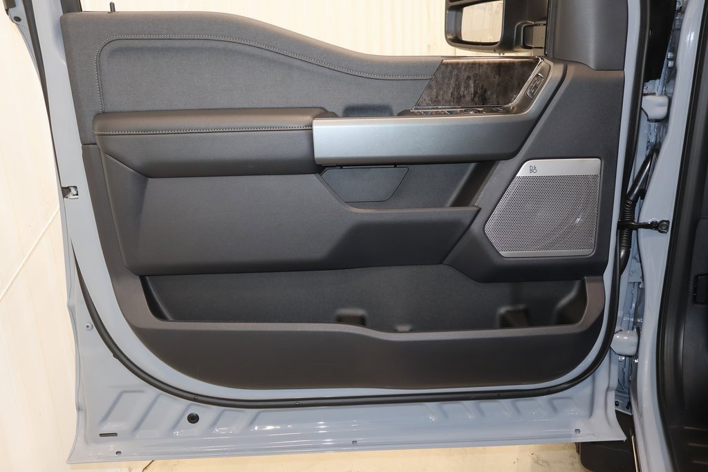 New 2025 Ford F350 Lariat w/ Lariat Ultimate Package image 9