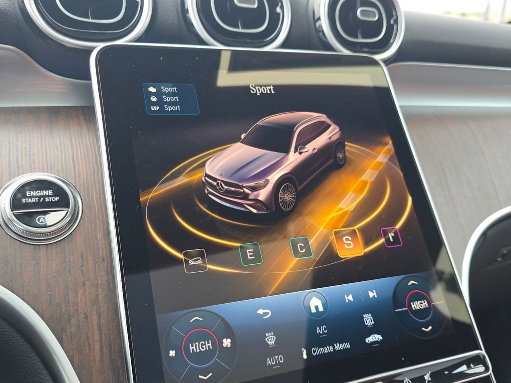 New 2026 Mercedes-Benz GLC 300 4MATIC image 32