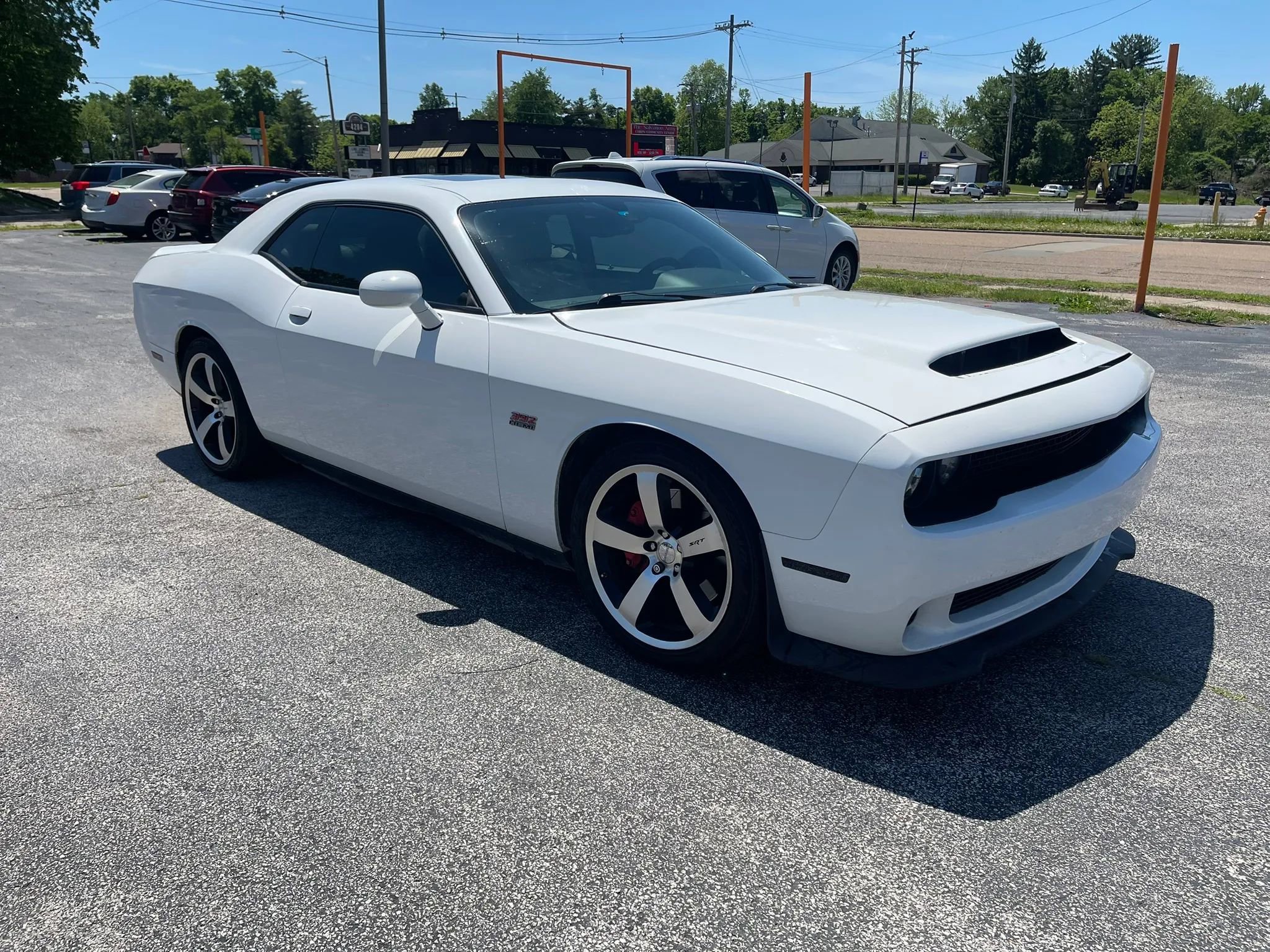 Used 2011 Dodge Challenger SRT8 RWD image 4