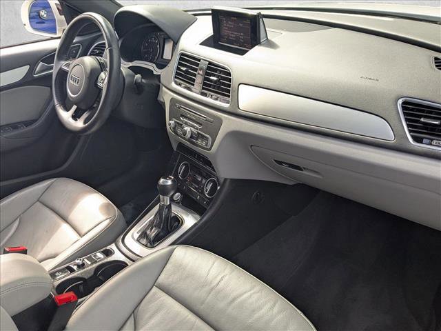 Used 2018 Audi Q3 2.0T Premium Plus w/ Premium Plus Package image 22