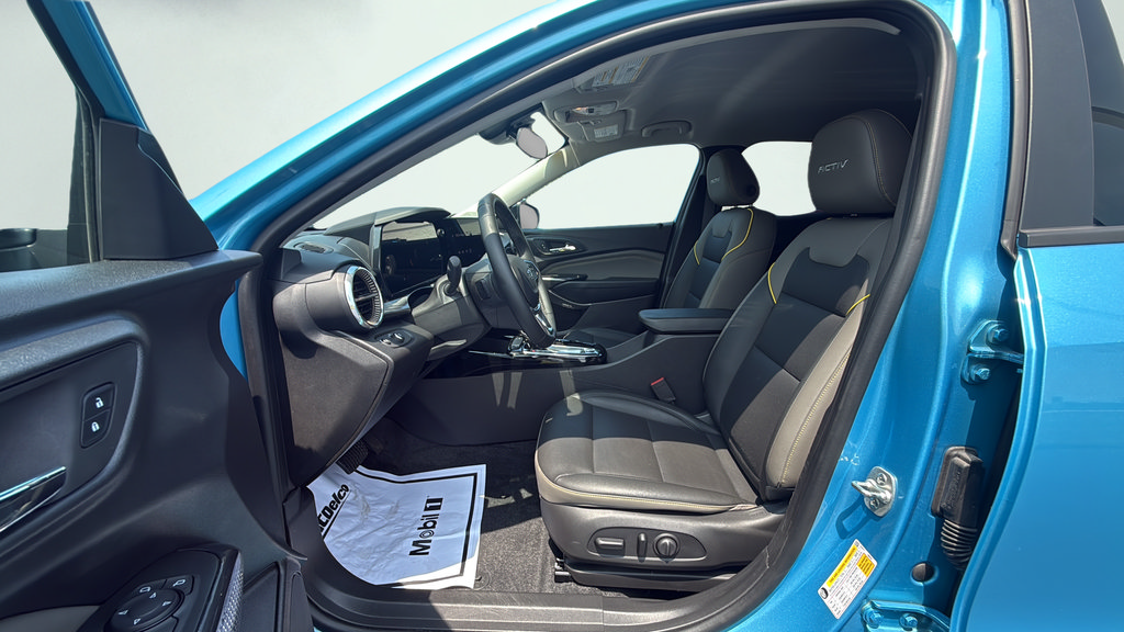 Used 2025 Chevrolet Trax ACTIV w/ Driver Confidence Package FWD image 21