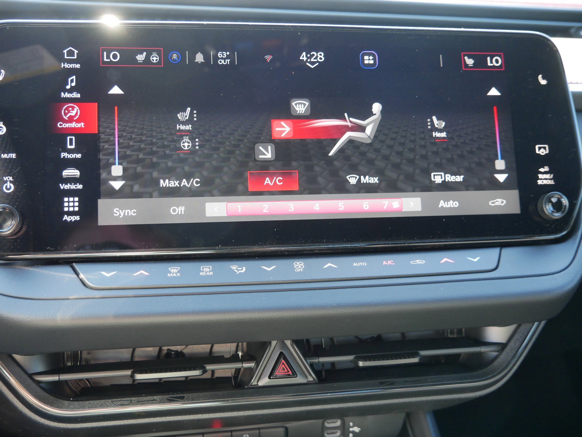 New 2026 Dodge Charger R/T AWD/4WD image 18