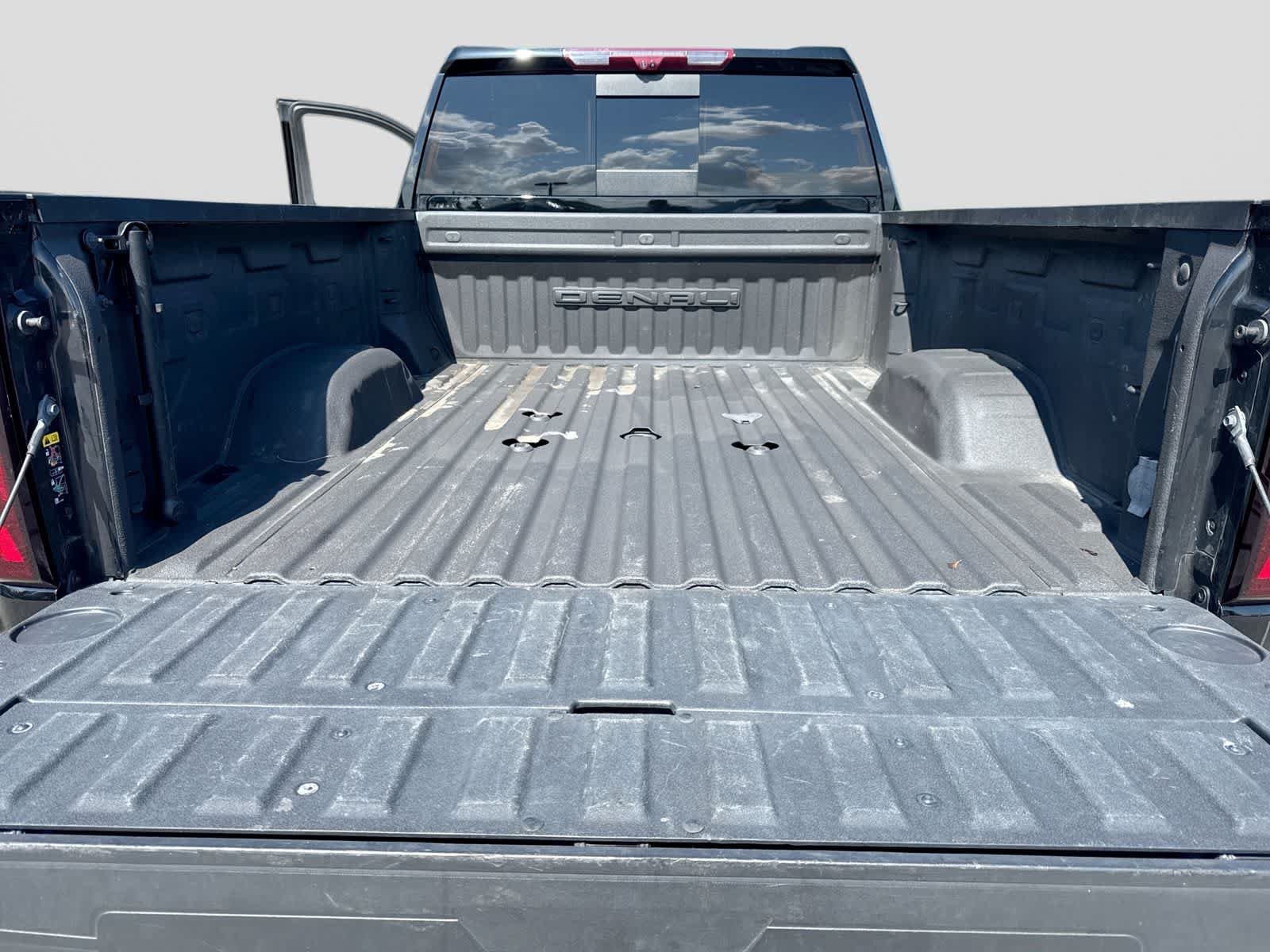 Used 2024 GMC Sierra 3500 Denali Ultimate AWD/4WD image 40