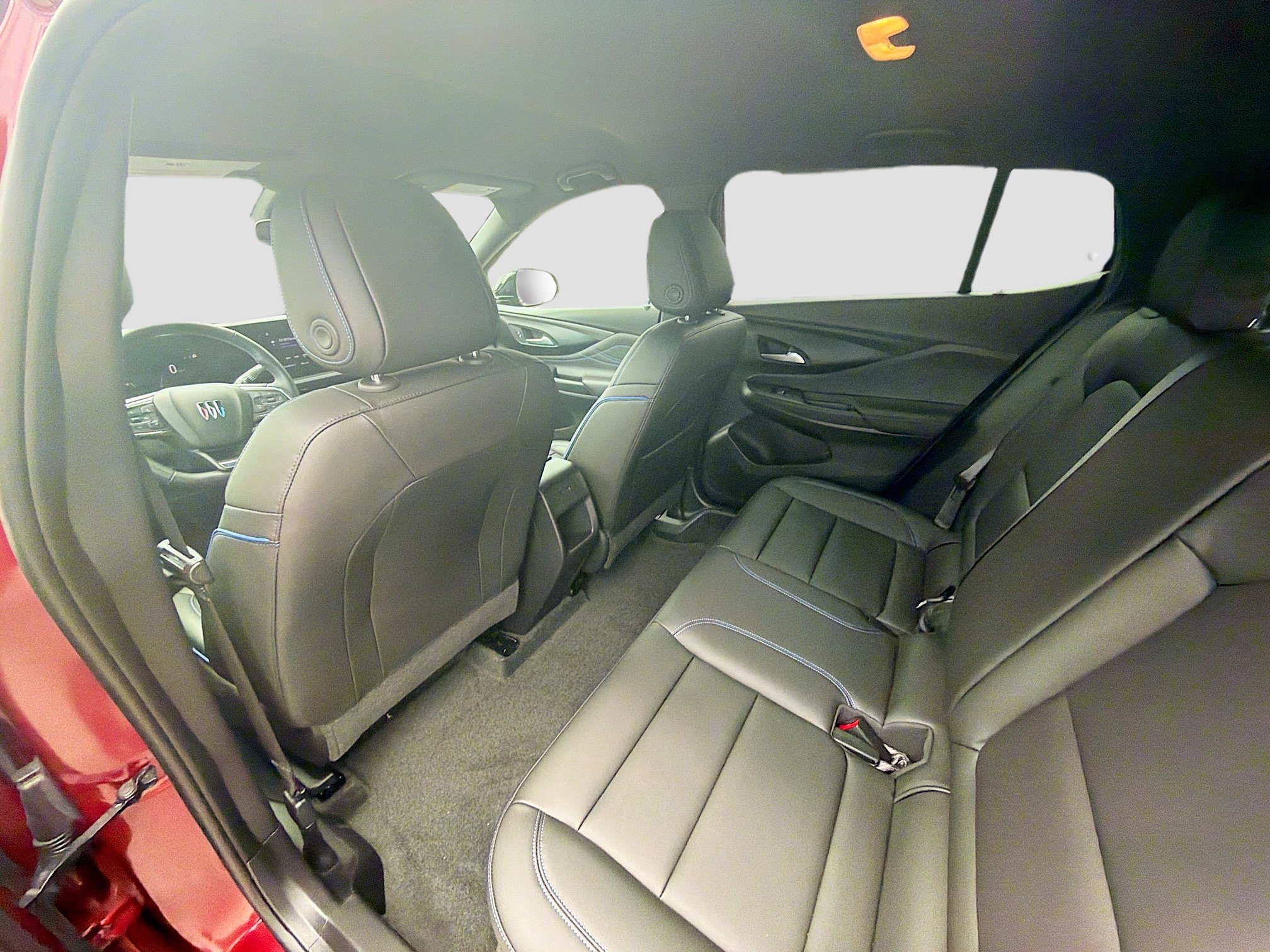 Used 2024 Buick Envista Sport Touring w/ Convenience I Package FWD image 24
