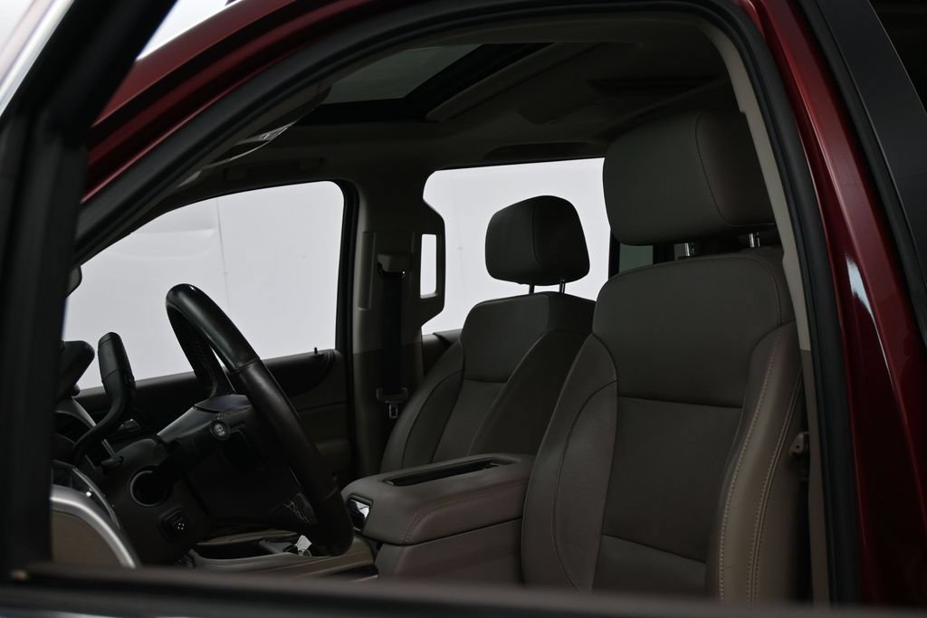 Used 2019 GMC Yukon XL SLT w/ Premium Edition RWD image 10