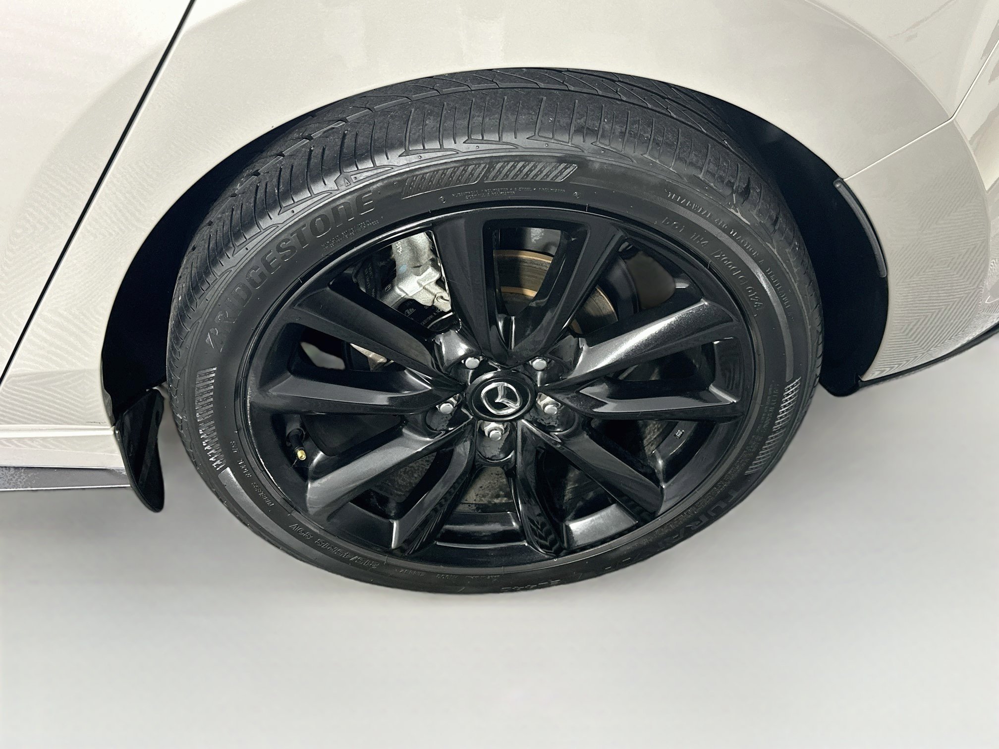 Used 2024 MAZDA MAZDA3 s FWD image 11