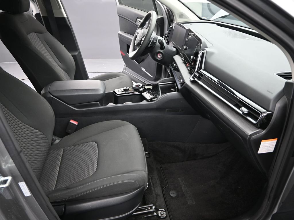 Used 2024 Kia Sportage LX image 22