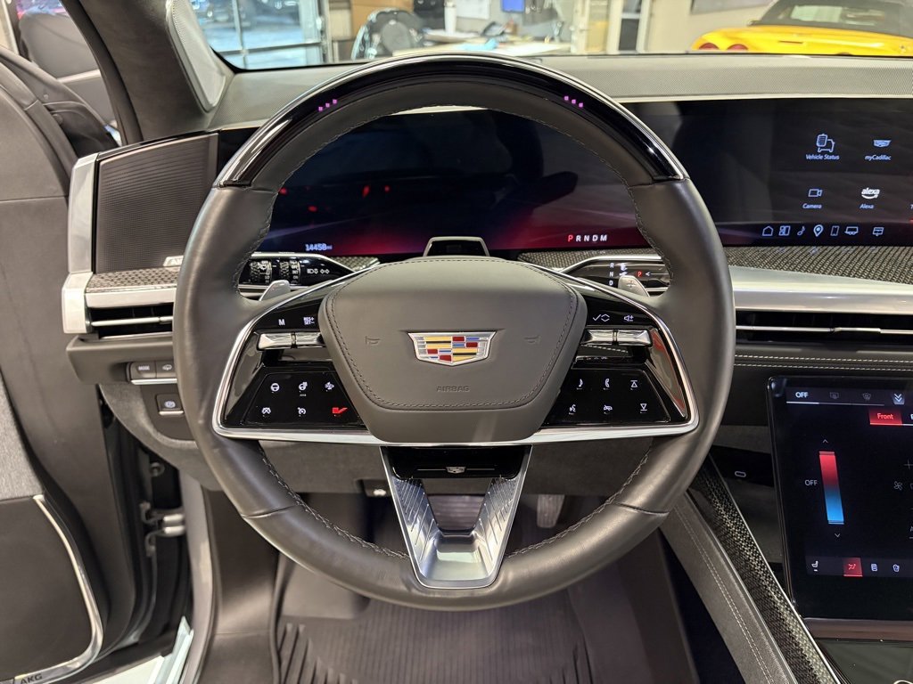 Used 2025 Cadillac Escalade ESV V image 19