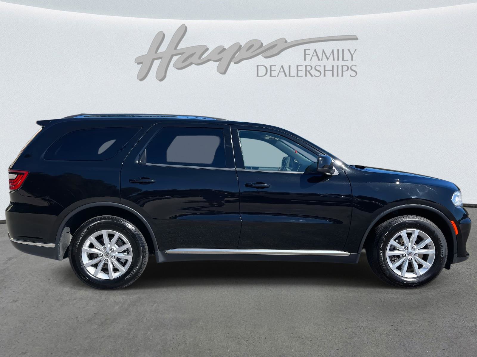 Used 2024 Dodge Durango SXT image 36