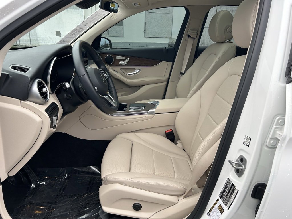 Used 2022 Mercedes-Benz GLC 300 GLC 300 image 10