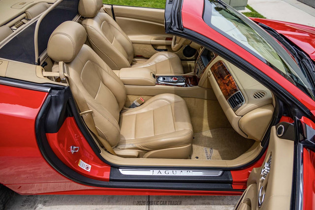 Used 2010 Jaguar XKR R RWD image 44