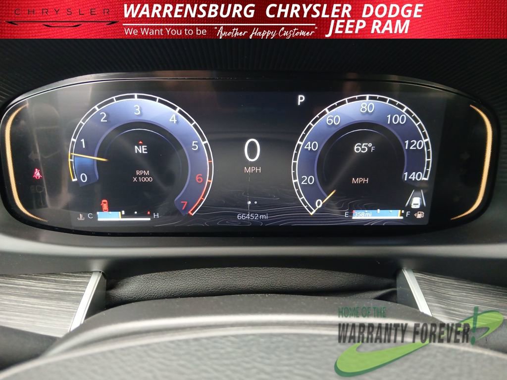 Used 2024 Jeep Wagoneer Series II w/ Flexible Seating Group AWD/4WD image 19