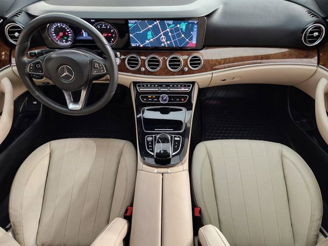 Used 2017 Mercedes-Benz E 400 E 400 image 4