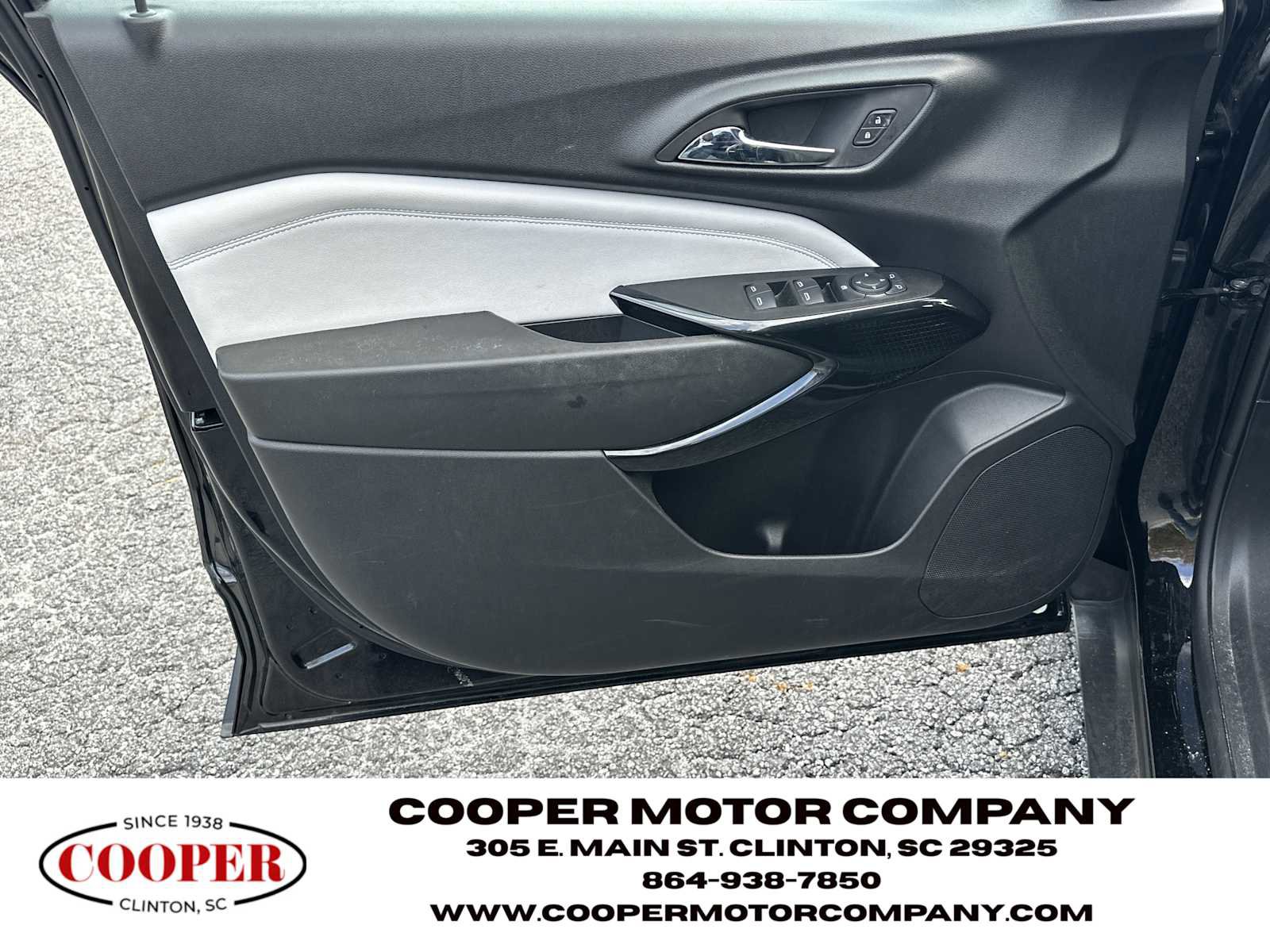 Used 2024 Chevrolet Trax LT FWD image 10