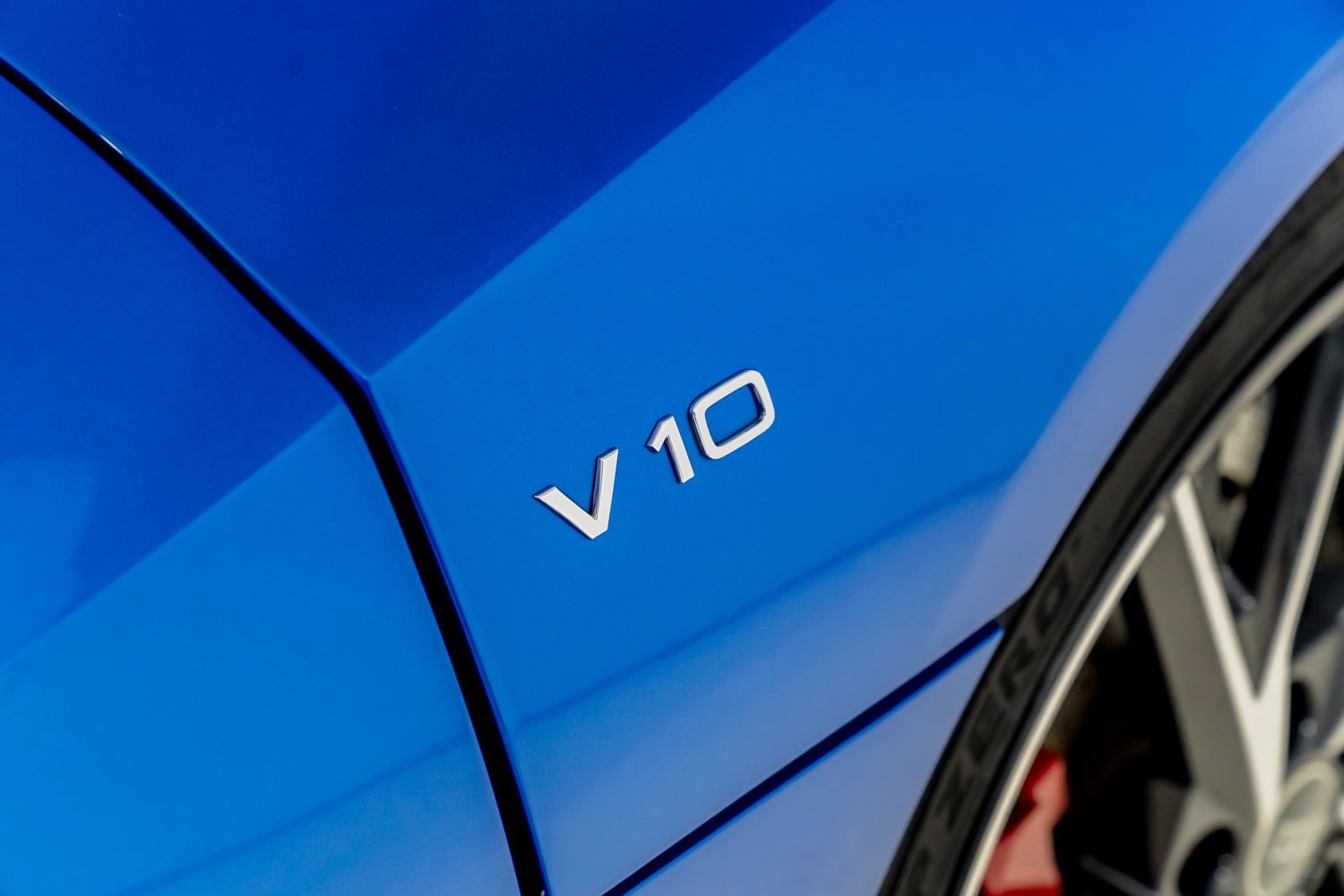 Used 2021 Audi R8 V10 w/ Premium Package RWD image 44