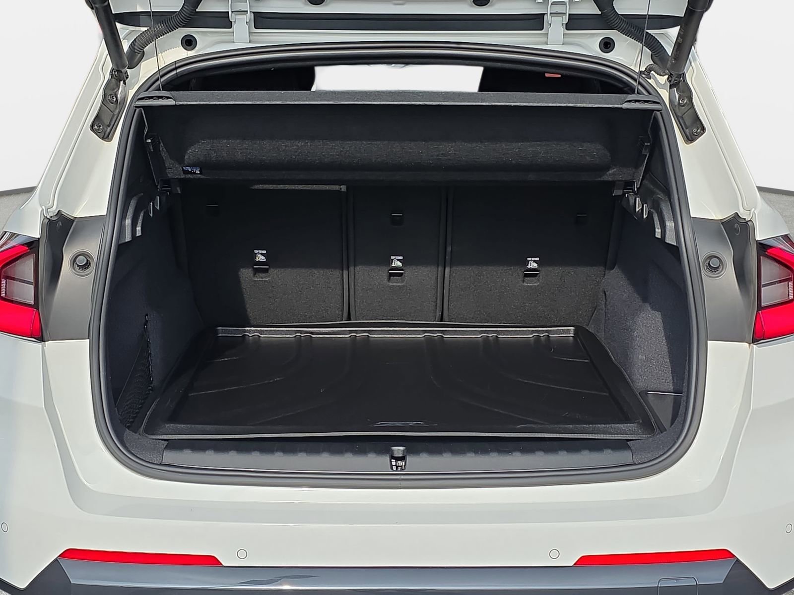 Used 2023 BMW X1 xDrive28i w/ Convenience Package image 12