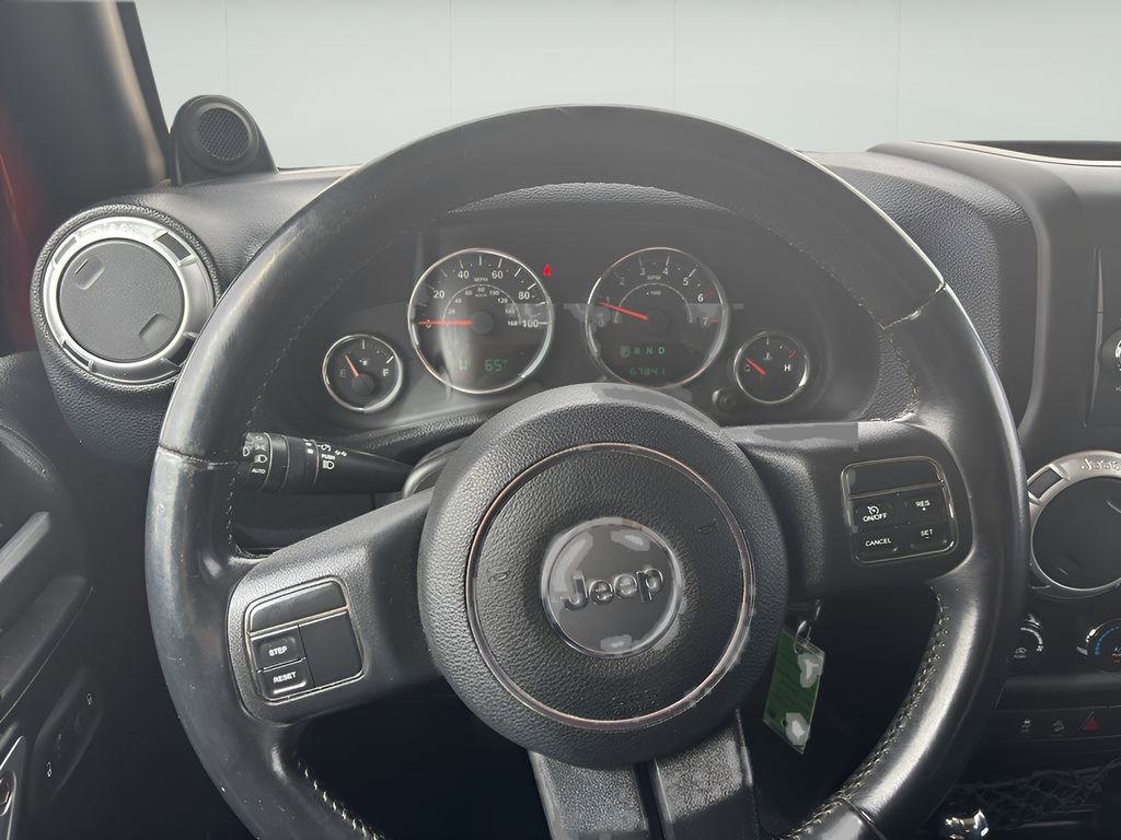 Used 2012 Jeep Wrangler Unlimited Sahara w/ Dual Top Group image 27