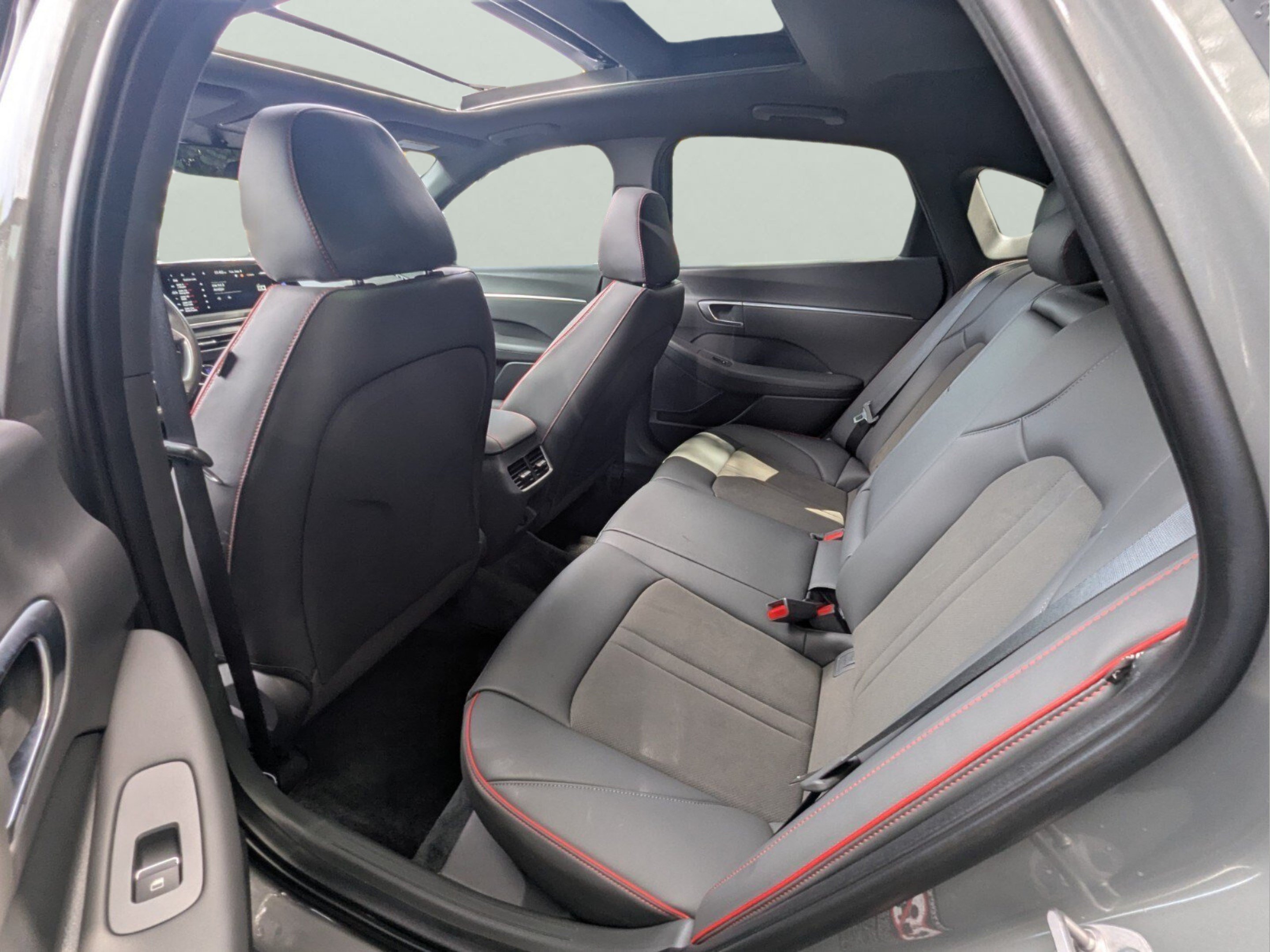 Used 2023 Hyundai Sonata SEL Plus FWD image 28