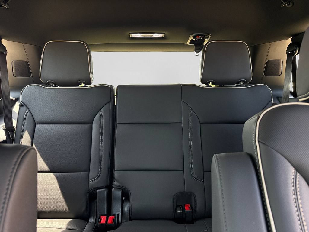 New 2026 GMC Yukon Elevation w/ LPO, Floor Liner Package AWD/4WD image 39