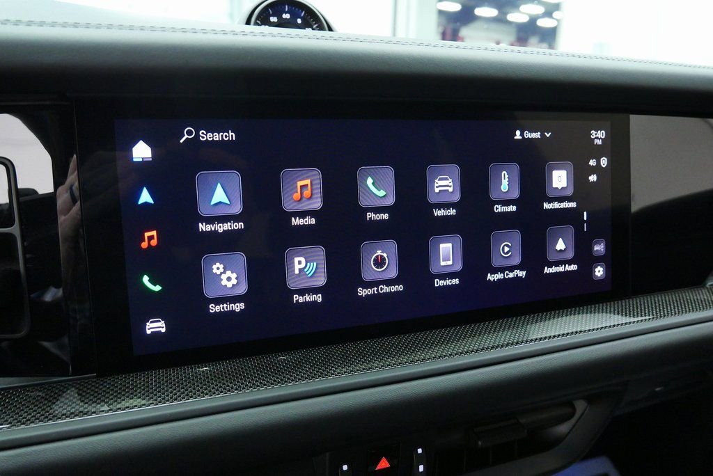 Used 2025 Porsche Cayenne GTS image 34