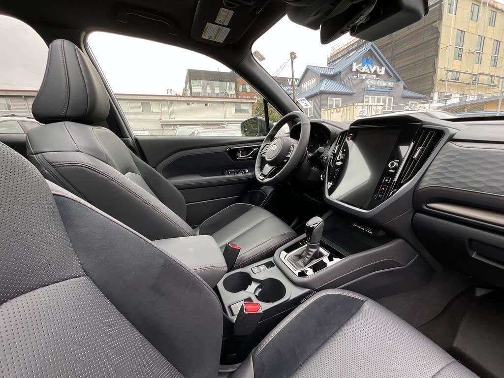 Certified 2025 Subaru Forester Touring AWD/4WD image 19
