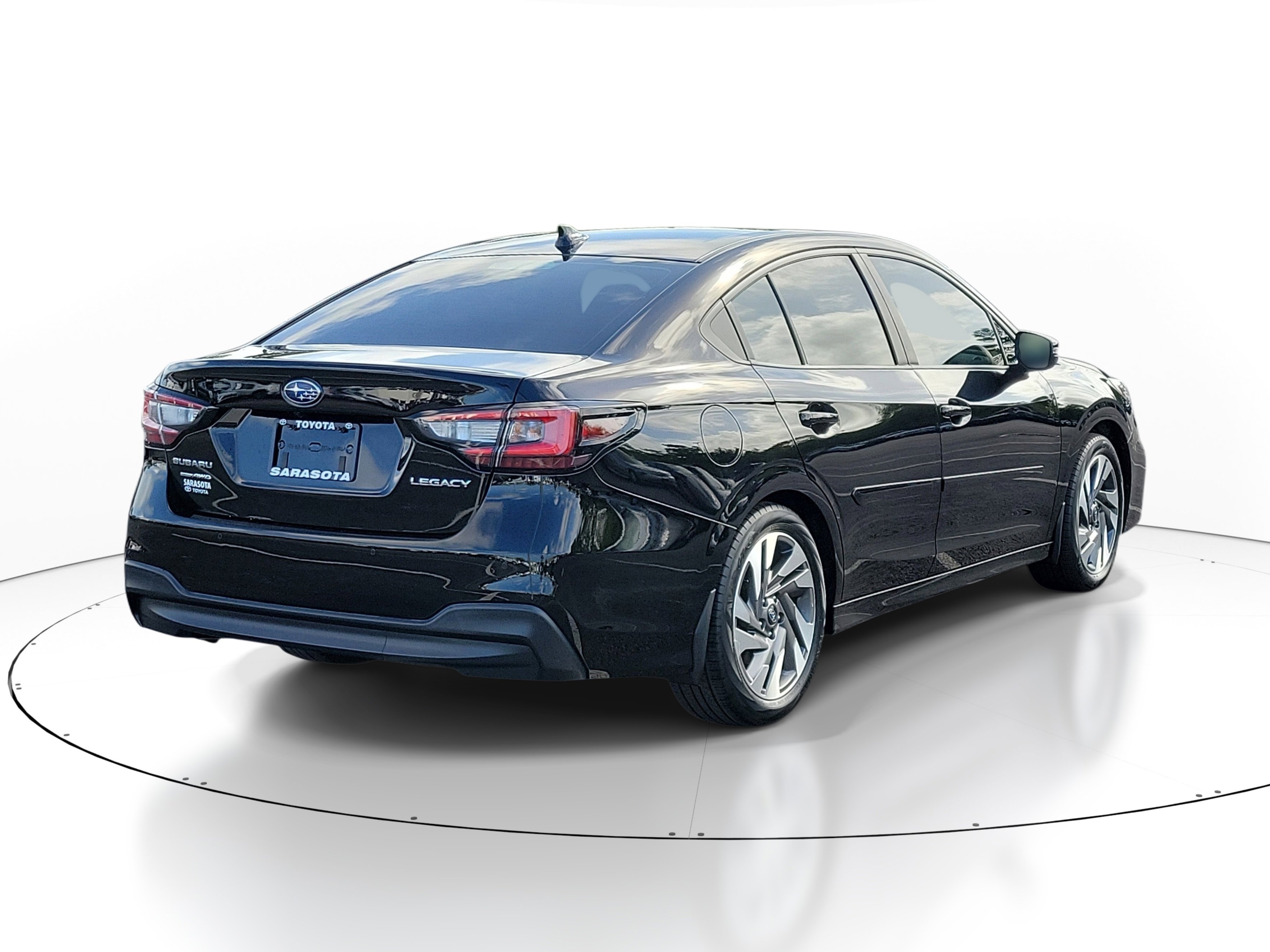 Used 2023 Subaru Legacy Limited image 6