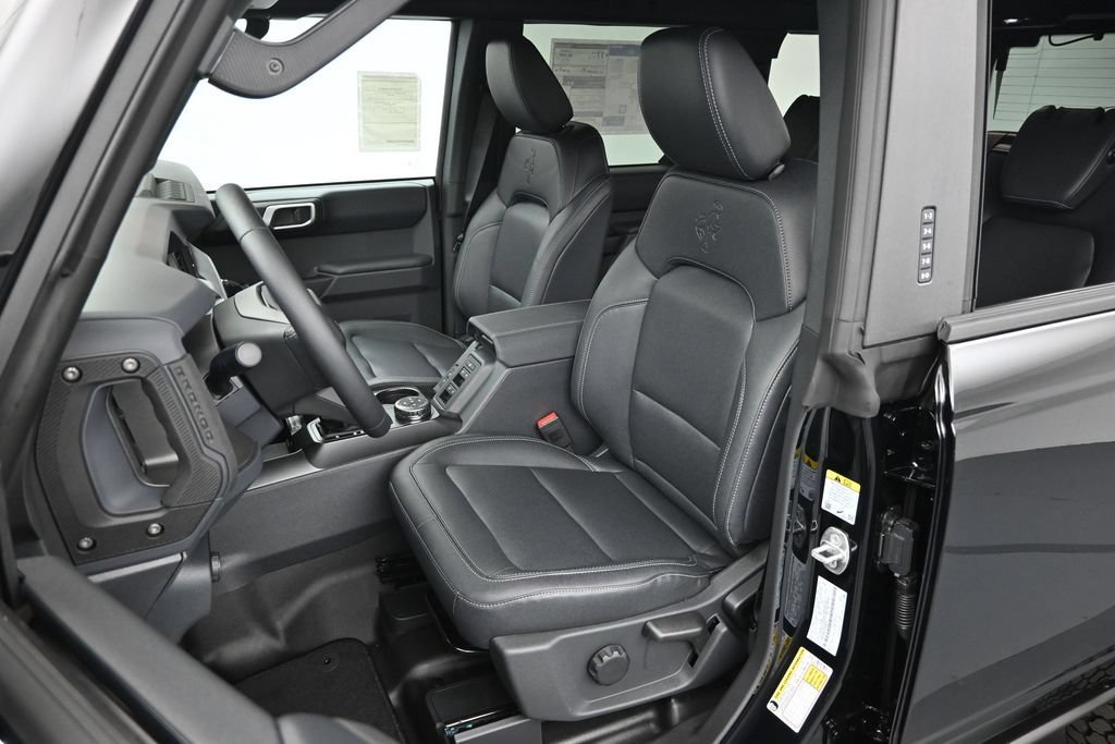 New 2026 Ford Bronco Badlands AWD/4WD image 12