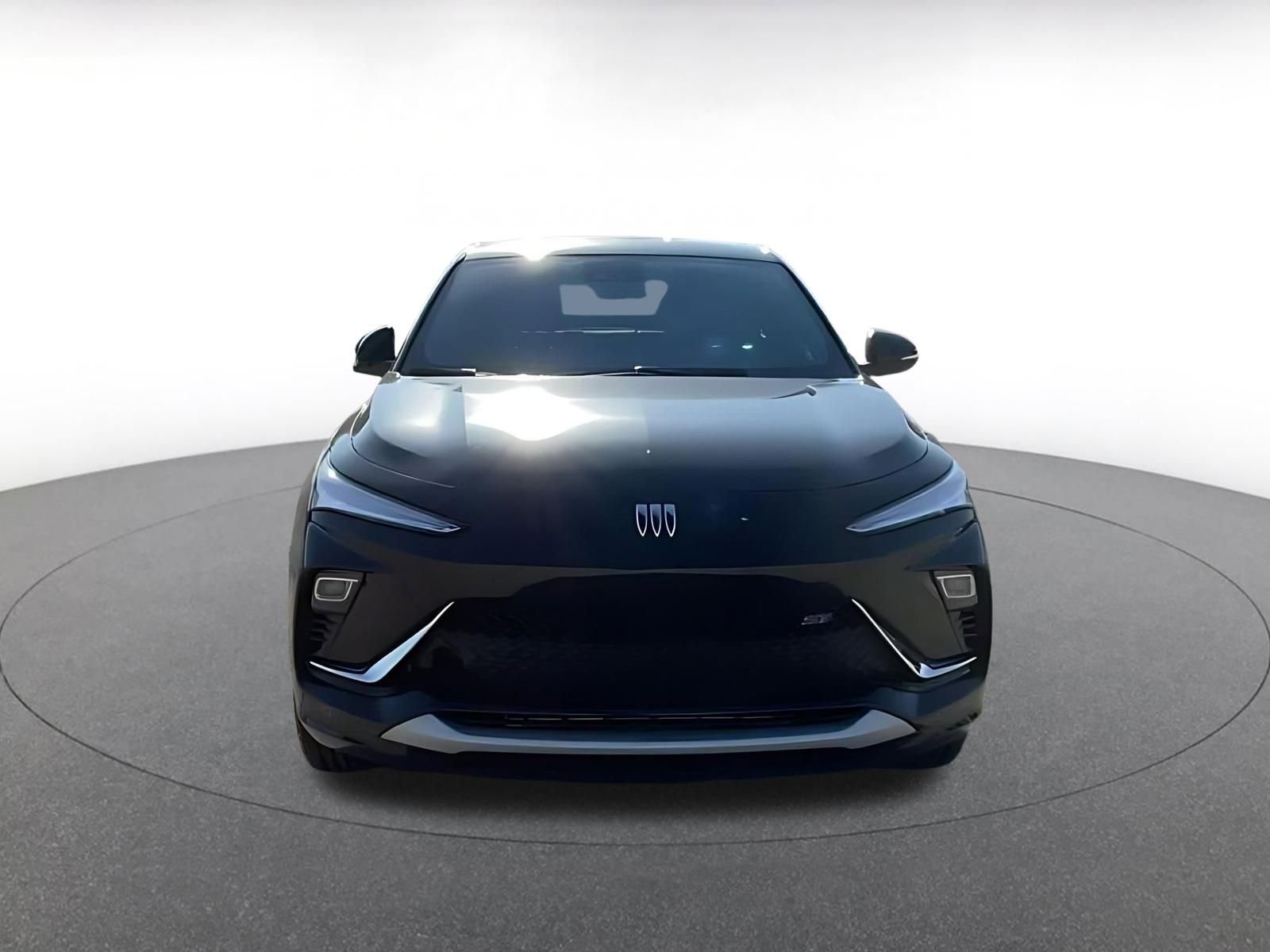 Used 2025 Buick Envista Sport Touring image 4