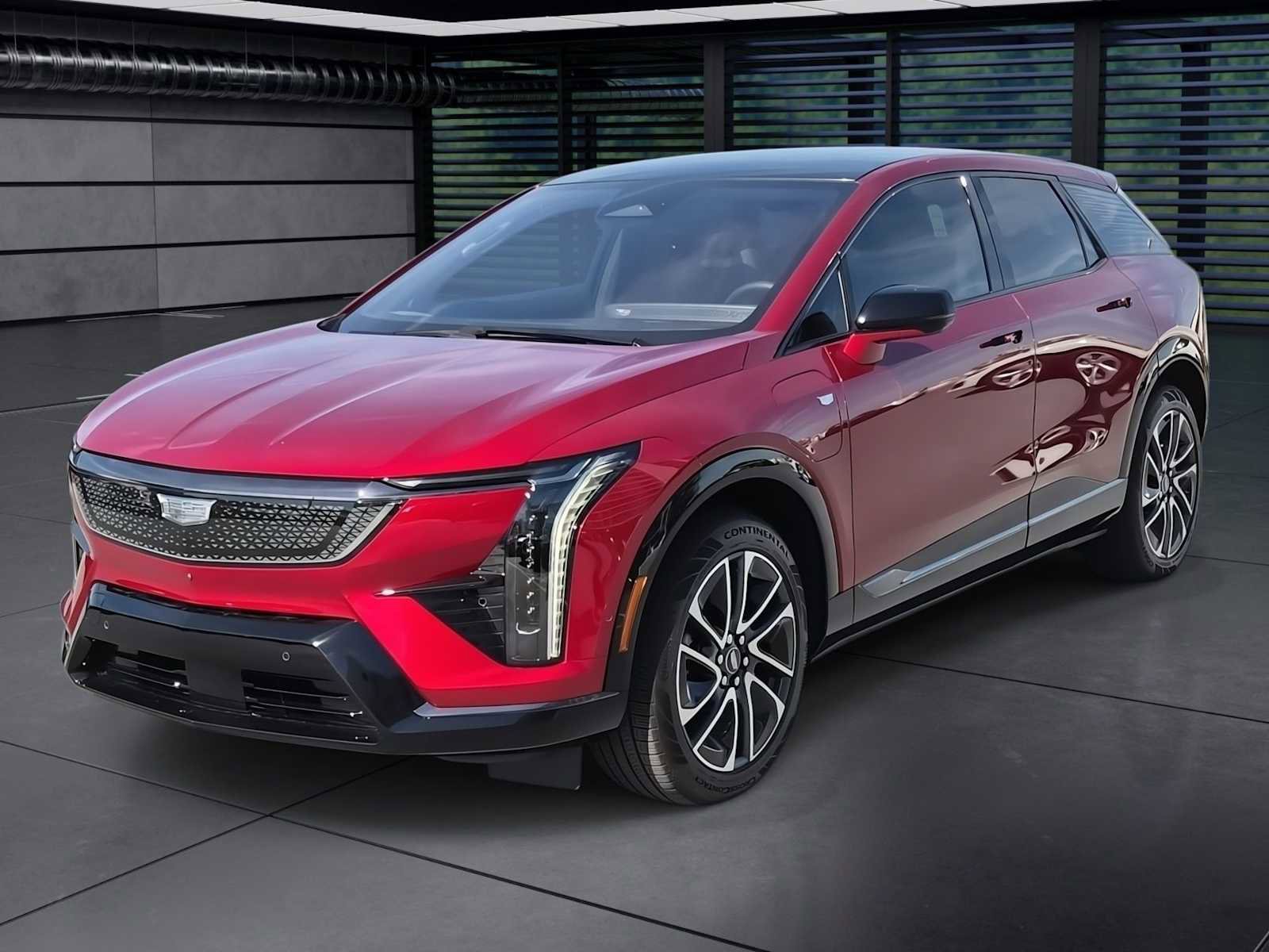 Used 2025 Cadillac Optiq Sport 1 AWD/4WD image 1