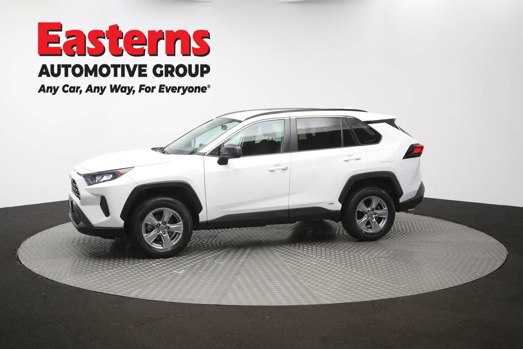 Used 2022 Toyota RAV4 LE AWD/4WD image 59