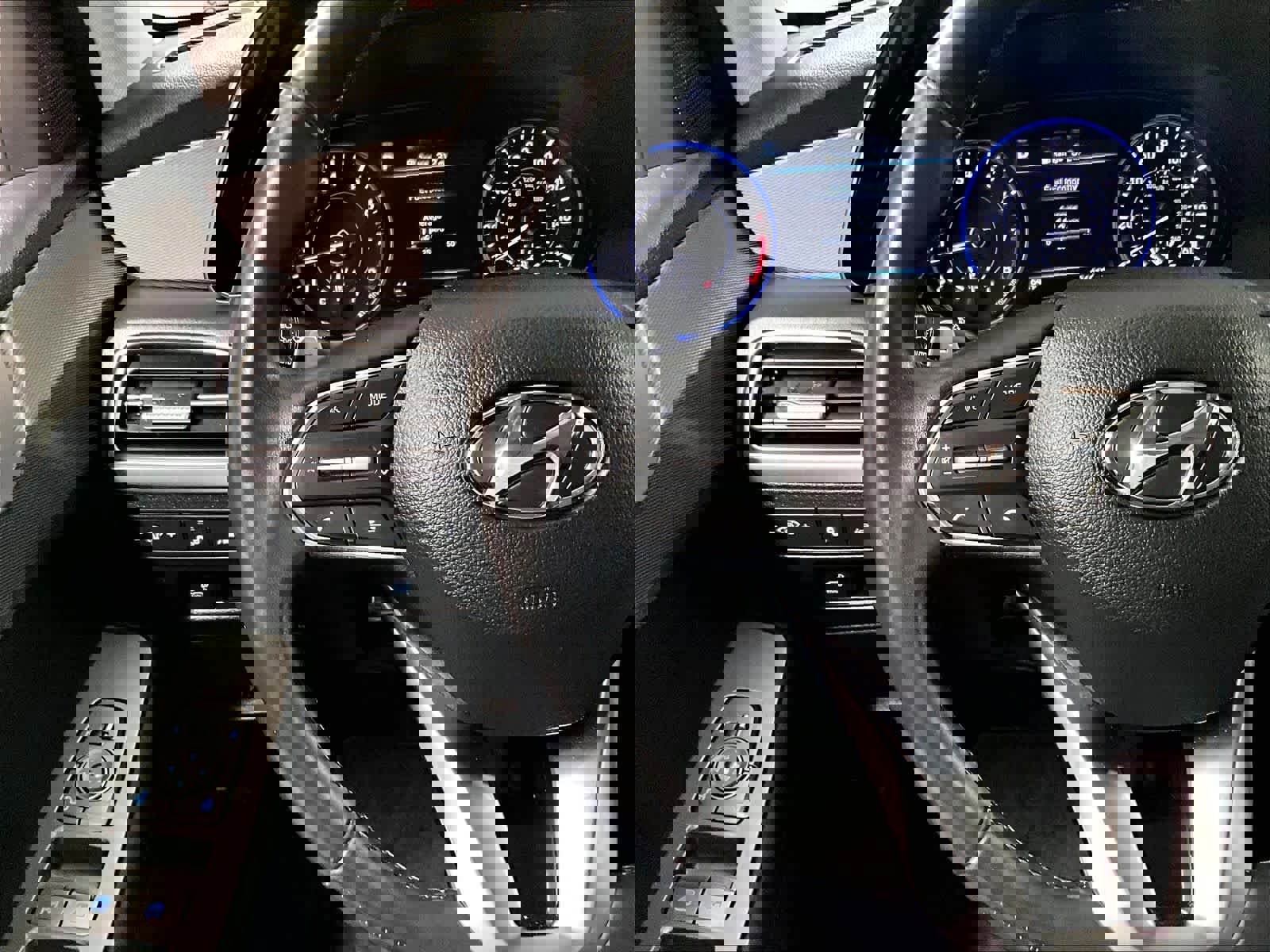 Used 2022 Hyundai Palisade SEL w/ Convenience Package AWD/4WD image 21